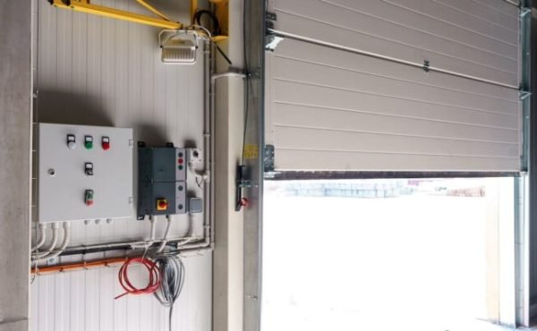 fix-a-Garage-Door-Sensor-800x400